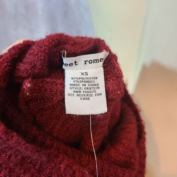 SWEATER SALE 3/$30 Sweet Romeo Burgundy Turtleneck Sweater Size XS - Picture 3 of 4